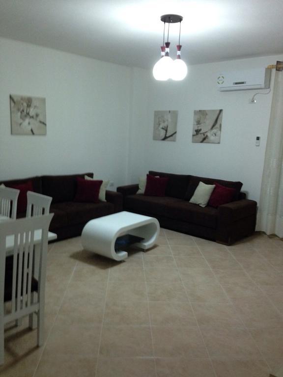 Cold Water Residence Vlorë Cameră foto