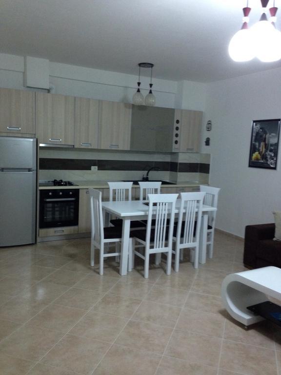 Cold Water Residence Vlorë Cameră foto